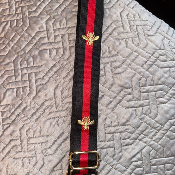 Stylish Bag Strap Collection with Heart and Bee Designs, Various - Picture 7 of 7